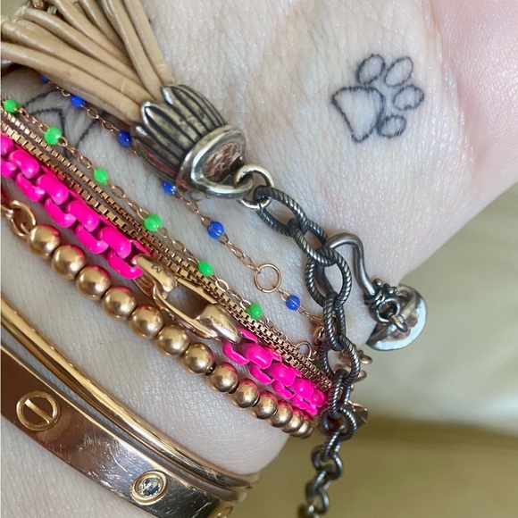 Chan Luu 7 Row Hook Closure Adjustable Bracelet - Picture 5 of 5